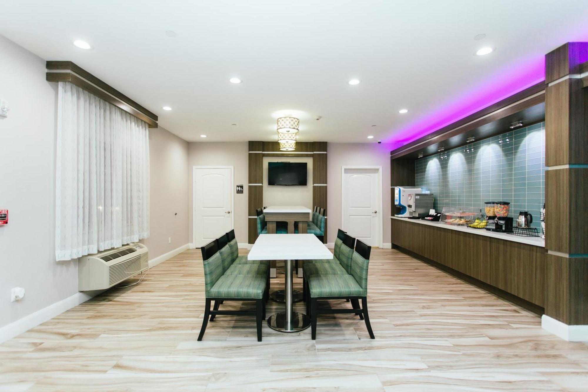 Express Inn - Spring Ngoại thất bức ảnh